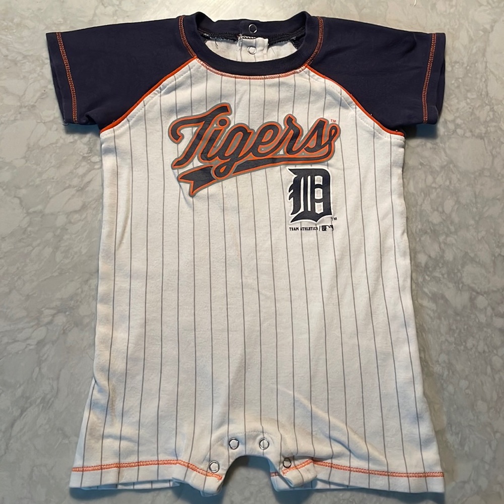 Detroit Tigers pinstripe baby onesie romper (18 months)